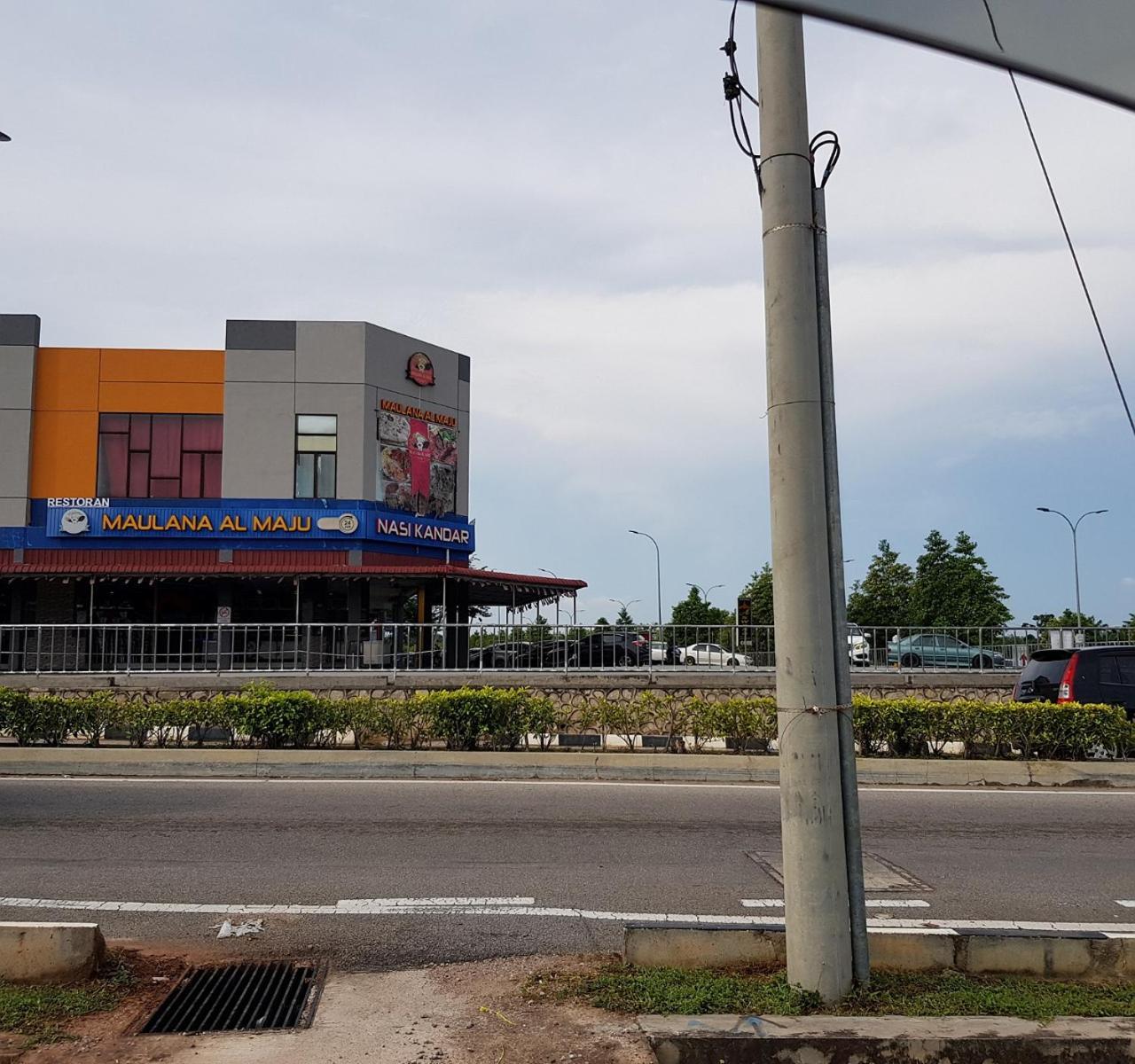 Selendang In Krubong Near Std Hang Jebat, Mitc & Utem Malacca Εξωτερικό φωτογραφία