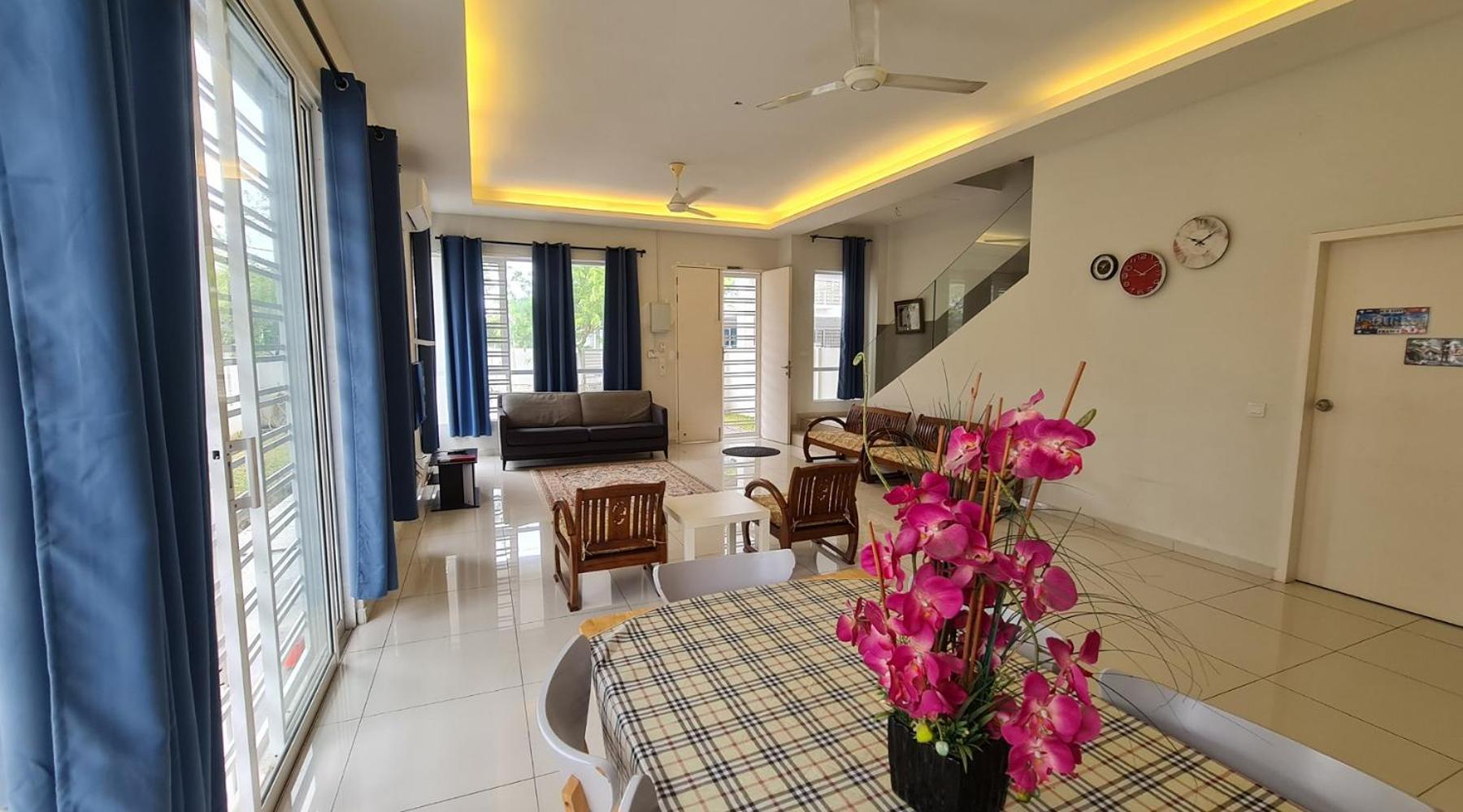 Selendang In Krubong Near Std Hang Jebat, Mitc & Utem Malacca Εξωτερικό φωτογραφία
